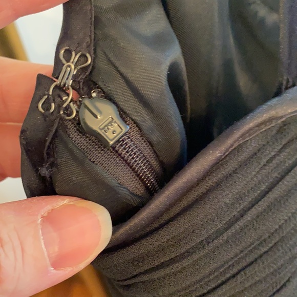 JS Collection Black Dress - Picture 4 of 8